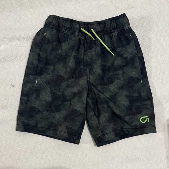 GAP Other - Boys 6-7 GapFit Black and Green Athletic Shorts Drawstring